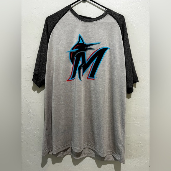 Stitches Gray and White Miami Marlins Short Sleeve Tee - Picture 4 of 5